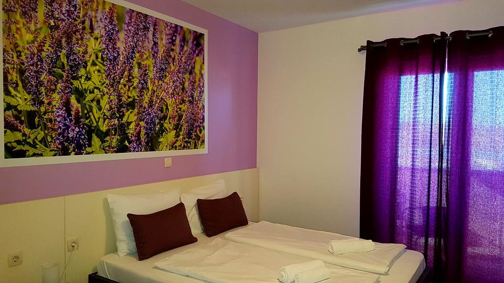 Bed & Breakfast Marta & Tona Kustici Luaran gambar
